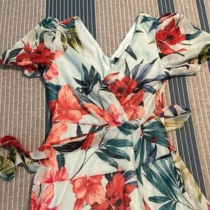 Madison Tara Beautiful Floral Dress Sz 8